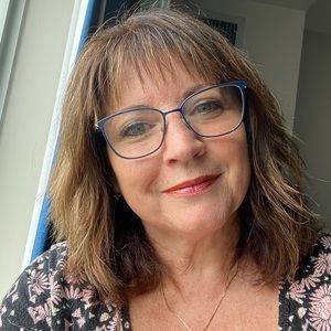 Meet your Posher, Donna